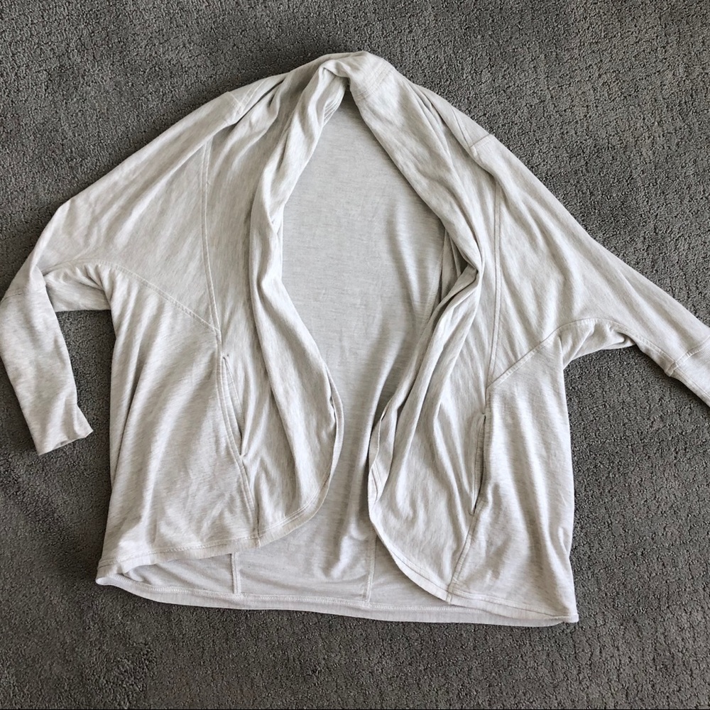 Lululemon to and from cardi